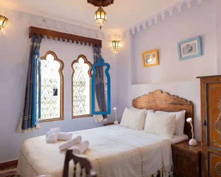 カーサ サビラ シェフシャウエンのホテル