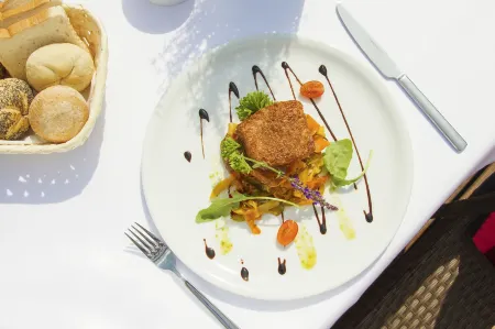 Hotel Pory Roku Отели в г. Бжозе