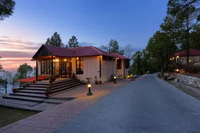 Arcadian Blue Pines Hotels in Murree Tehsil
