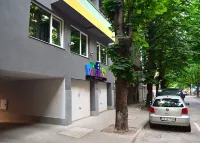 Visito Aparthouse