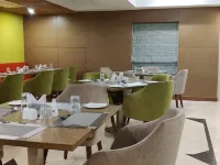 Hotel Elora Hotels near KD Singh Stadium