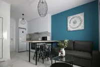 Limnaria 123: Seaside Romantic Flat