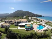 Coralli Hotel فنادق في Paxoi