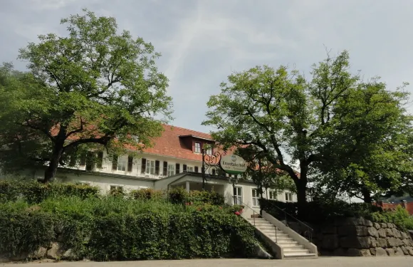 恩斯塔勒霍夫酒店