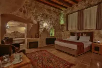 Acropolis Cave Suite