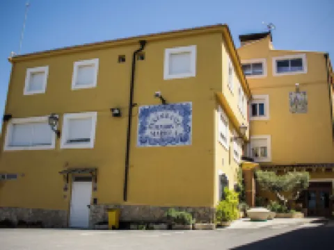 Restaurante Pensión Mariola Hoteles en Agres