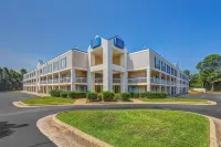 Motel 6 Raleigh, NC - North Các khách sạn ở Raleigh