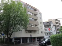 Apartments Zürich-Wiedikon, Zelgstrasse ホテル ヴィーディコン周辺のホテル