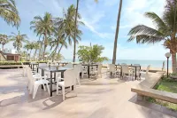 Rayong Chalet Hotel and Resort - breakfast