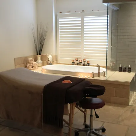 Portola Hotel & Spa