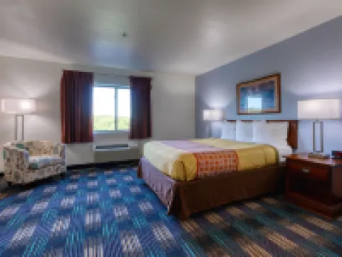 All Towne Suites Hotels in Saint Robert