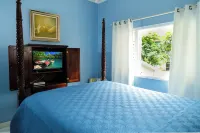 Silver Palms Charming 1Br Private Beach and Pool Hotels in Steer Town