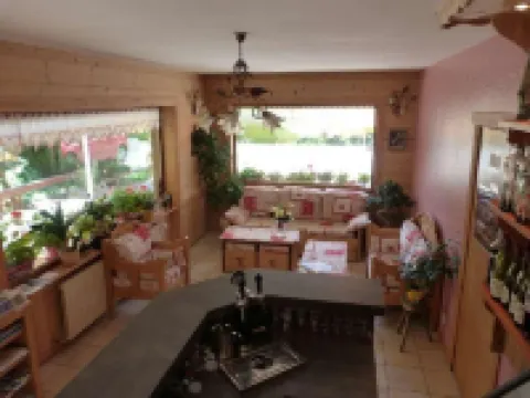 Hotel Restaurant le Grillon Hotels in Villarembert