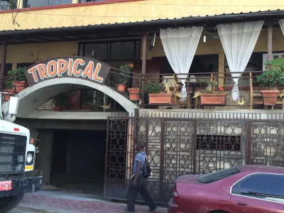 Tropical Bed & Breakfast Các khách sạn ở Fermate