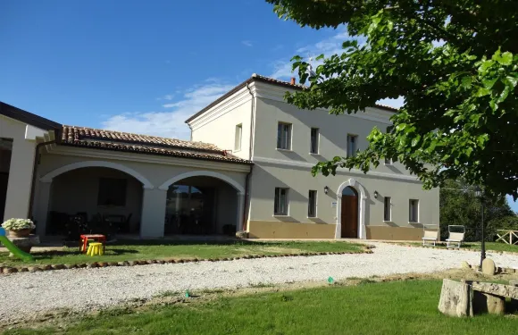 瑪利塔鄉村別墅酒店