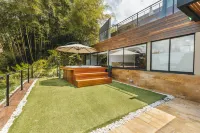 Luxe Cabanas Hotels in Guatape