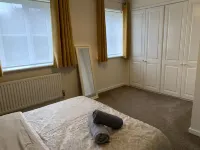 Cosy Corner House Hotels near Southfield Farm Marsh