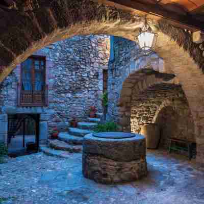 Hostal Can Xicu Hotel Exterior