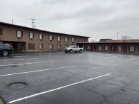 Executive Inn Chillicothe - parking