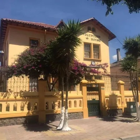 Hostal Volunteer House
