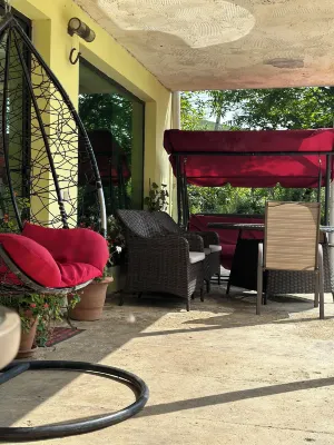 Four Seasons in Kutaisi Hotels in 