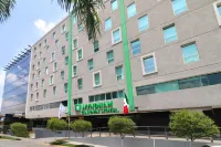 Wyndham Garden Guadalajara Acueducto Hotels in Guadalajara