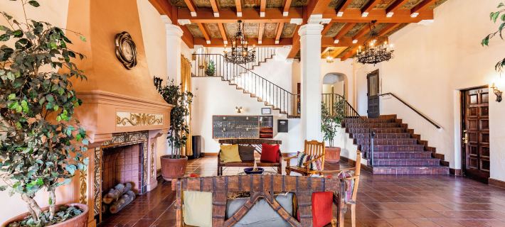 Casa Bonita Apartments Hotels in Long Beach