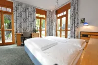 Villa Waldperlach by Blattl Hotels in Grasbrunn