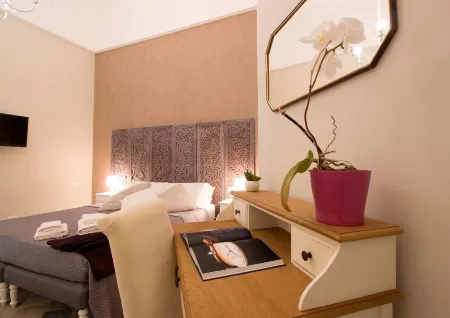 Real Giardinetto a Toledo Отели рядом с достопримечательностью «Сан-Лоренцо-Маджоре»