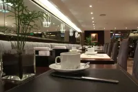 Grand King Hotel - breakfast