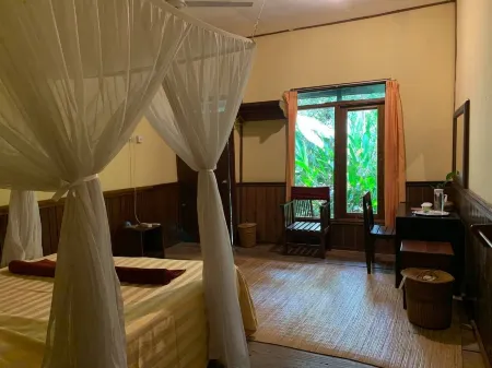 Rimba Orangutan Eco Lodge Отели в г. West Kotawaringin Regency