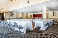 Econo Lodge Hotels in Orange