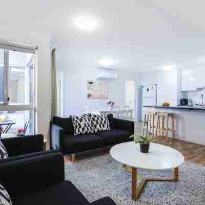 Sandbox Apartments Rooms