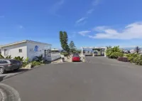 Blue Lagoon Beach Resort - parking