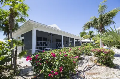 Villas of Elephant Walk, TCI Các khách sạn ở Grace Bay