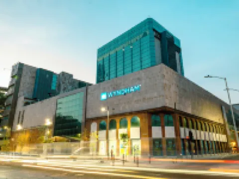 Wyndham Monterrey Ambassador Centro モンテレーのホテル