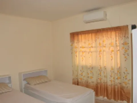 ハッピー ホリデイズ レジデンシーズ パラマリボのホテル