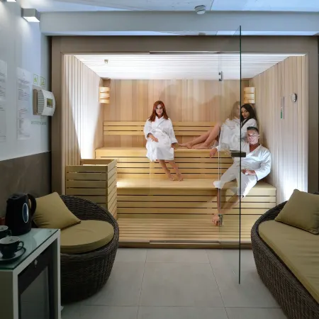 Belgrade Inn Garni Hotel