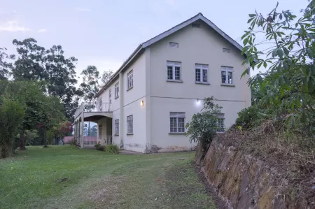 Sunrise Apartments Hotel Fort Portal