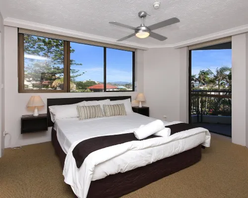 Spindrift on the Beach - Absolute Beachfront Hotels in Mermaid Beach