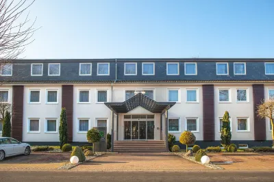 파크호텔 아흐베르겐 hagebaumarkt Sarstedt 주변 호텔