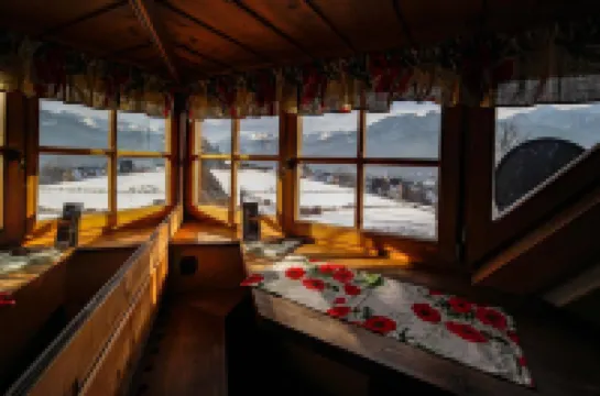 Góralski Dwór Hotels in Koscielisko