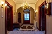 Newton Manor House - Luxury Retreat Sleeps 13 Hotels in Cupar