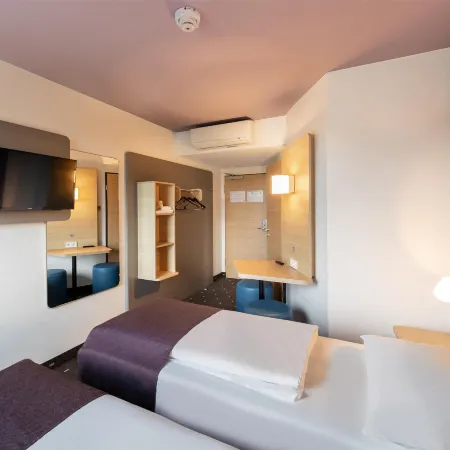 B&B HOTEL Düsseldorf-Airport Отели рядом с достопримечательностью «Графенберг»