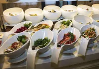 Sky Tower Hotel - Breakfast