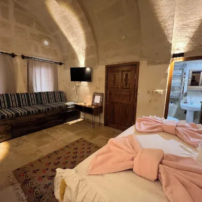 Uluyol Stone House Hotels near Devrent Vadisi