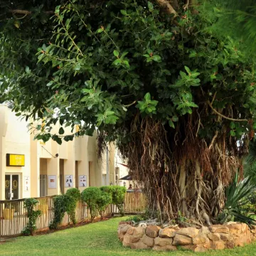 Cresta Botsalo Hotel