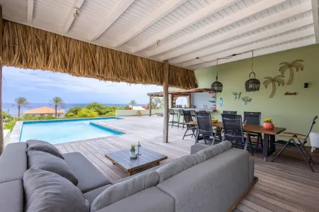 Gosa Di Bida I Private Pool Отели рядом с достопримечательностью «Cas Abao Beach»