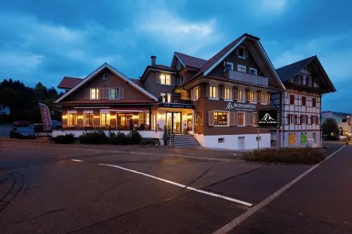 Berg & Berg Hotel - Hellbühl Self-Check-IN - Apartments