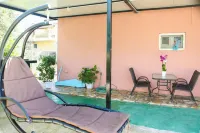 Corfu Seaside Cottage - Private Garden Retreat Hotels in Gouvia